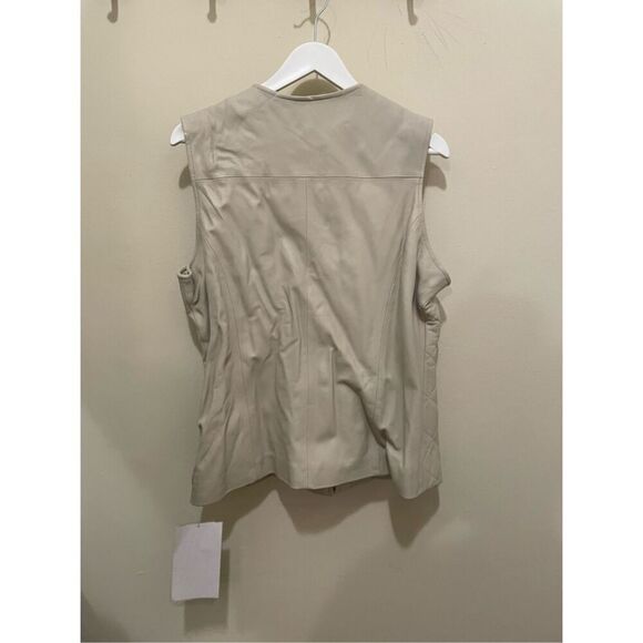 New Pamela McCoy collection quilted leather sleeveless vest size medium - Picture 3 of 11